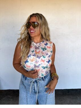 BS13-🚨PRE ORDER MAY) BUTTERFLY Print Sleeveless MESH Tank Top